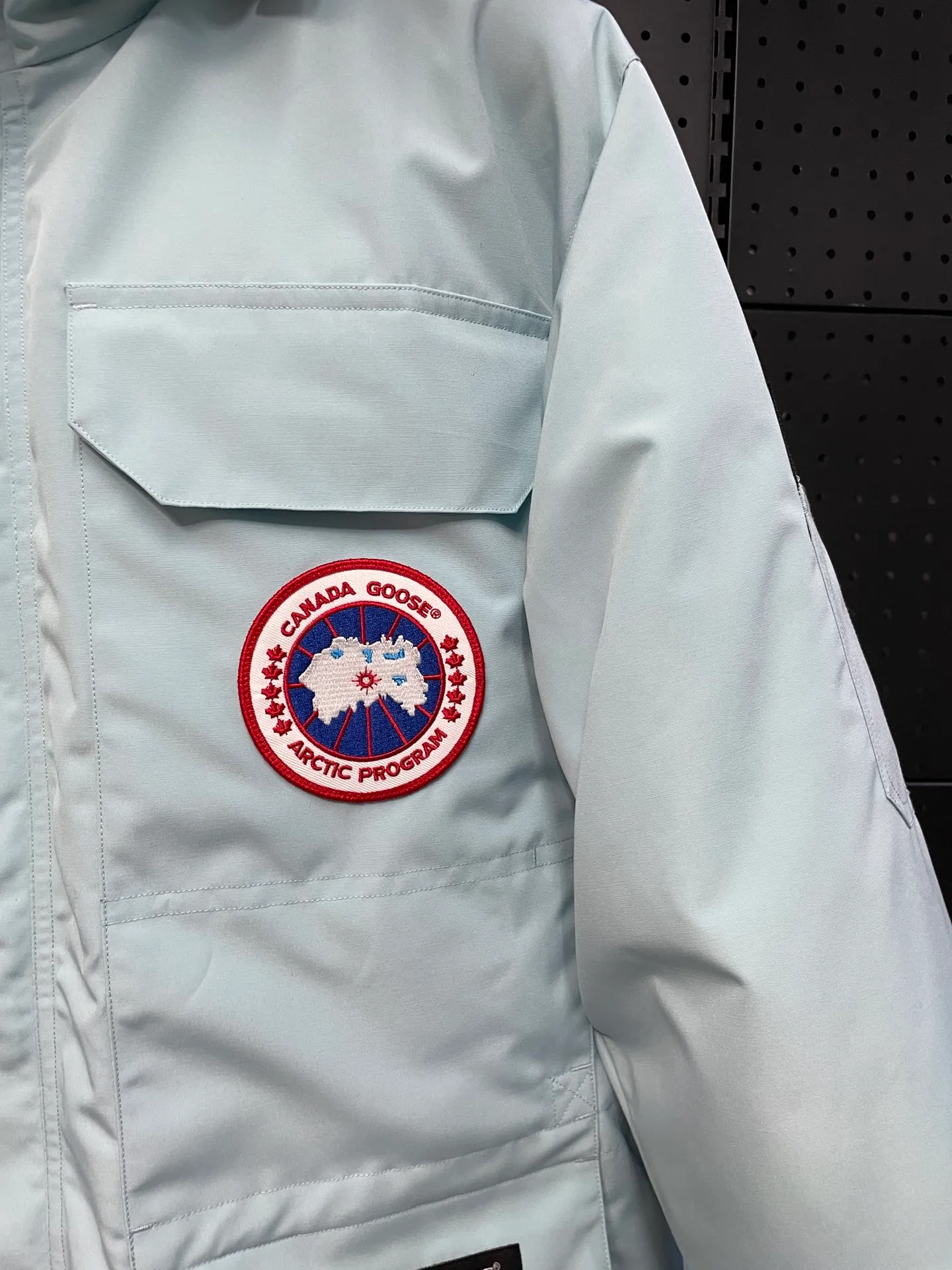 🇨🇦CANADA GOOES 24 New Arrival 08 / Factory : . . . .Premium ， Drop Shipping！ Expedition 08 Same Style， ， Classic ， ， 。 ➖ 。 ➖ ， 。 ➖ 21 ，TC 85 ， Wear-Resistant。 ➖ 80 . 。 ➖ 100% nylon ， ， ！ ➖ 。 ➖ YKK ，YKK ， 。 ➖ 3M ， 。 : ， 。 ， · · Quality· ！ Size:XS-XXL